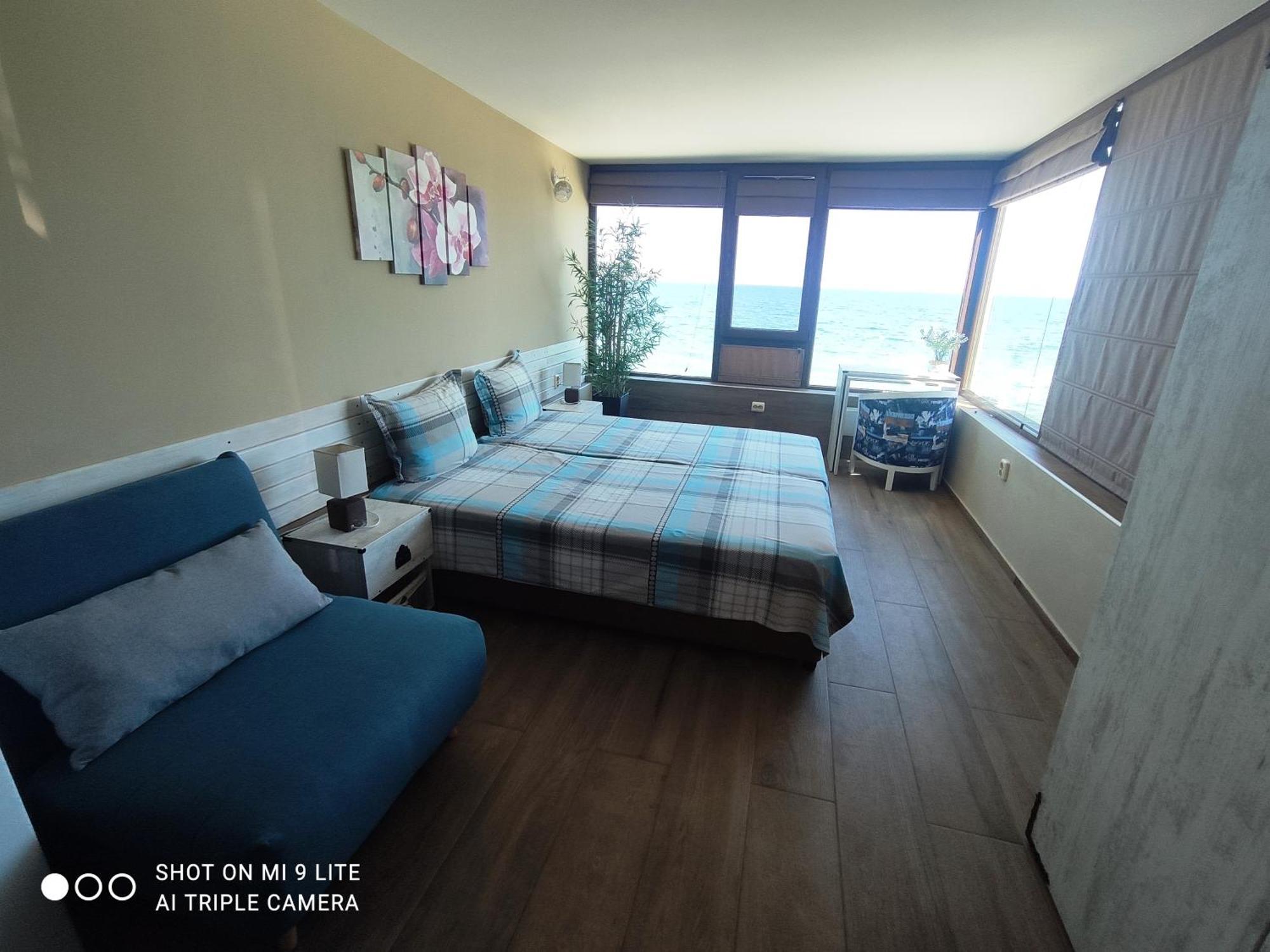 Double or Twin Room Sea View